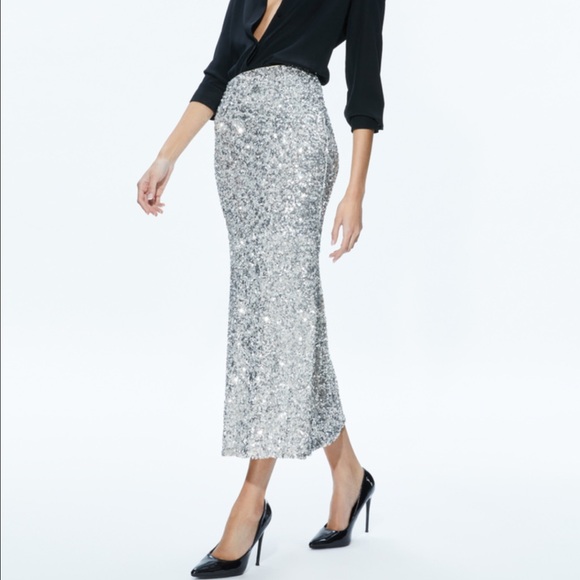 Alice + Olivia Dresses & Skirts - ALICE+OLIVIA SEQUINED SKIRT
